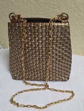L.J.S. Collection Vintage Woven Metallic Gold Crossbody with Chain Strap